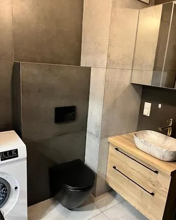 Grey & Modern Nadmotlawie