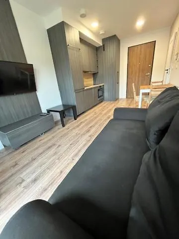 Grey & Modern Nadmotlawie * 그단스크